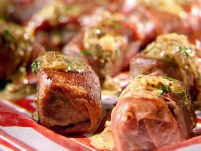 prosciutto-wrapped-beef-cubes-with-mustard-pan-sauce image