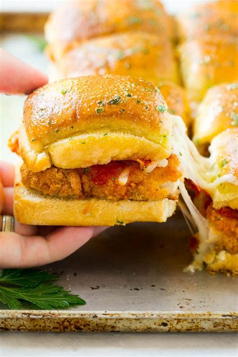 chicken-parmesan-sliders-dinner-at-the-zoo image