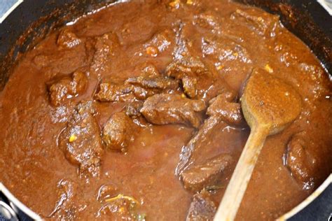 simple-from-scratch-beef-korma-recipe-earth-food image