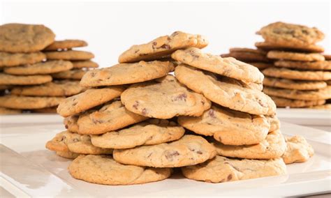 nestle-toll-house-delightfulls-chocolate-chip-cookies image