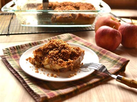 graham-cracker-apple-brown-betty-crafty-cooking image