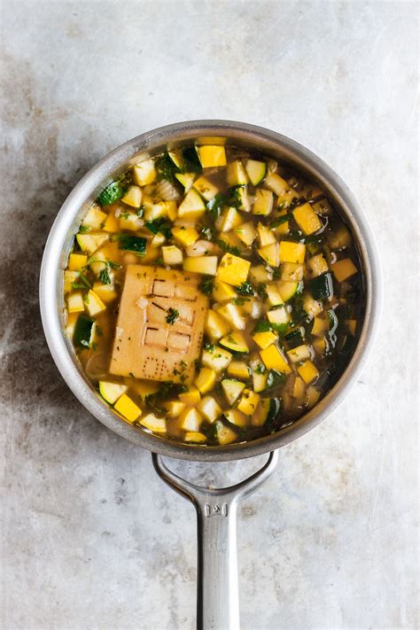 summer-squash-soup-with-white-beans-vegan-gluten image
