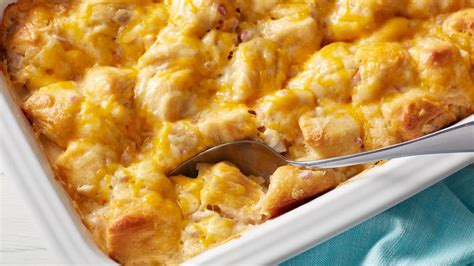 cheesy-ham-and-chicken-bubble-up-bake image