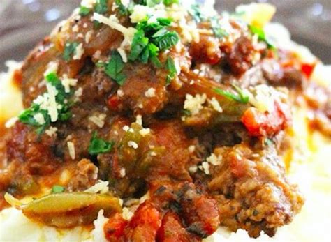 slow-cooker-smothered-swiss-steak-recipes-faxo image