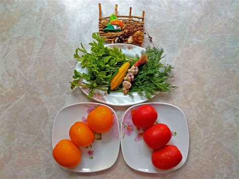 mixed-tomato-salad-ukrainian image