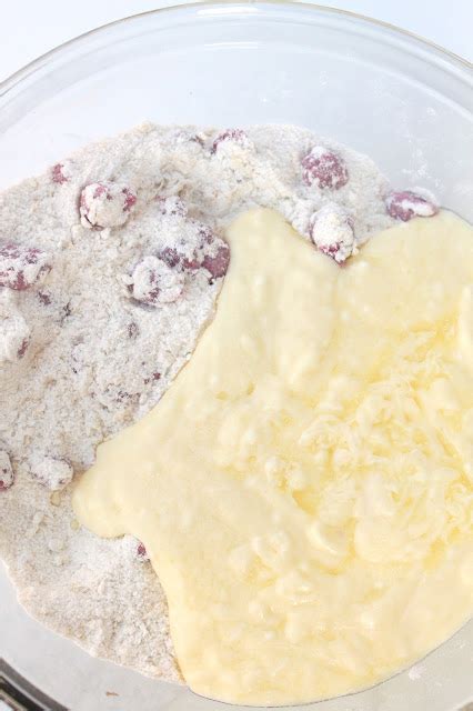 raspberry-lemonade-muffins-recipe-the-busy-baker image
