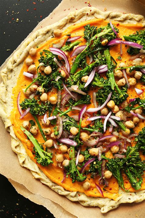 butternut-squash-veggie-pizza-minimalist-baker image