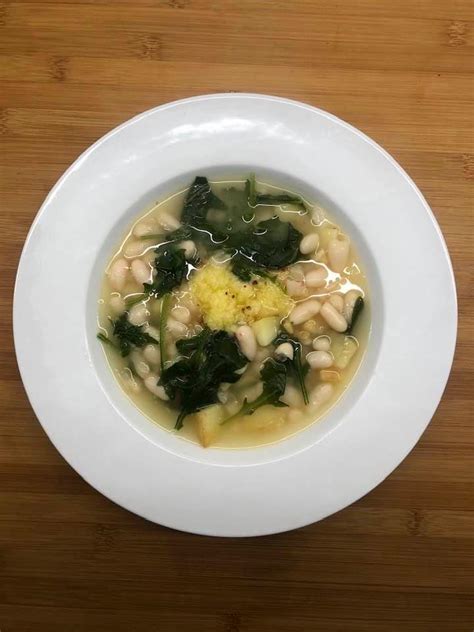 white-bean-potato-and-arugula-soup image