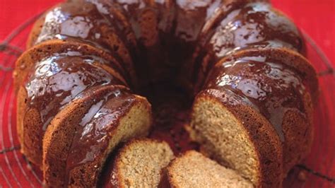 apple-spice-cake-with-brown-sugar-glaze-recipe-bon image