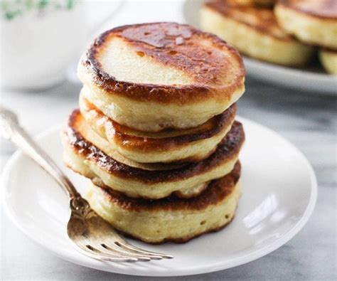 oladi-russian-yeast-pancakes-curious-cuisiniere image