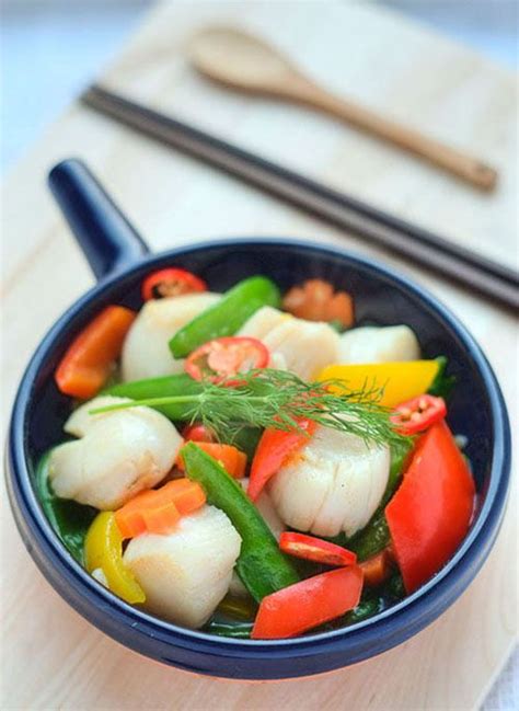 chinese-stir-fry-scallop-with-vegetables image