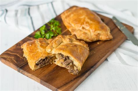 the-perfect-traditional-cornish-pasty-recipe-the image