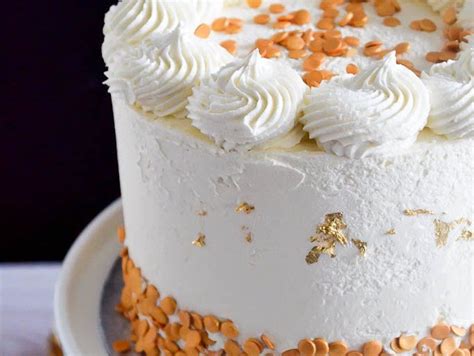 white-chocolate-champagne-cake-honest-cooking image