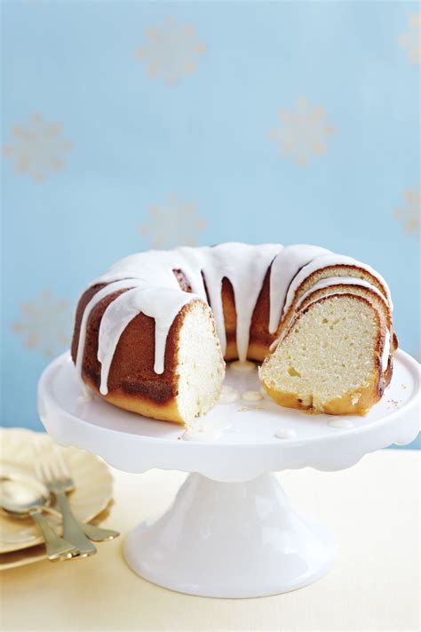 glazed-lemon-poke-cake-canadian image