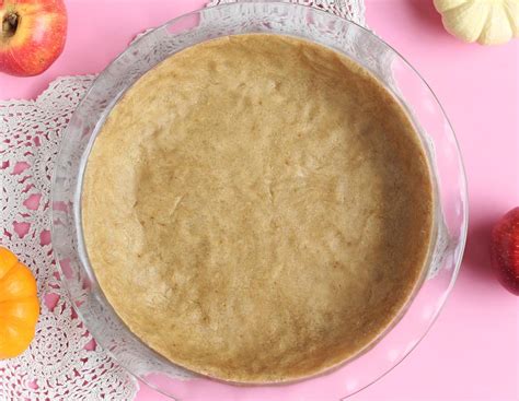 no-roll-oat-flour-pie-crust-oatmeal-with-a-fork image