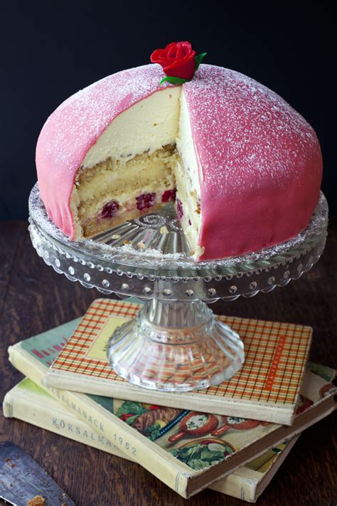 prinsesstrta-swedish-princess-cake image