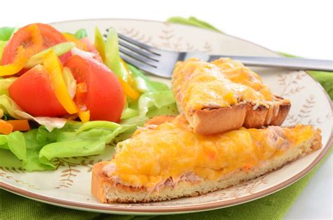 recipe-for-tuna-melt-burger-the-family-dinner-project image