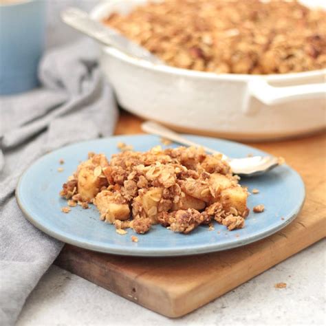 spiced-apple-and-pear-crumble-a-baking-journey image