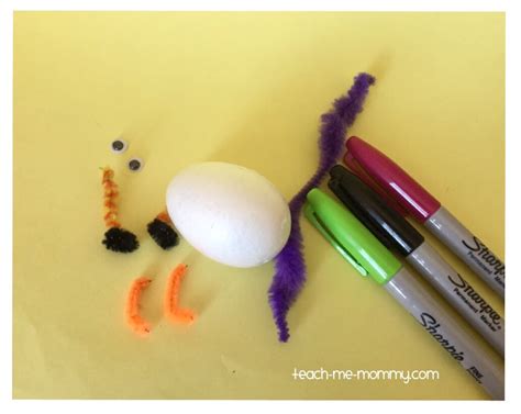 humpty-dumpty-polystyrene-and-pipecleaner-egg-craft image