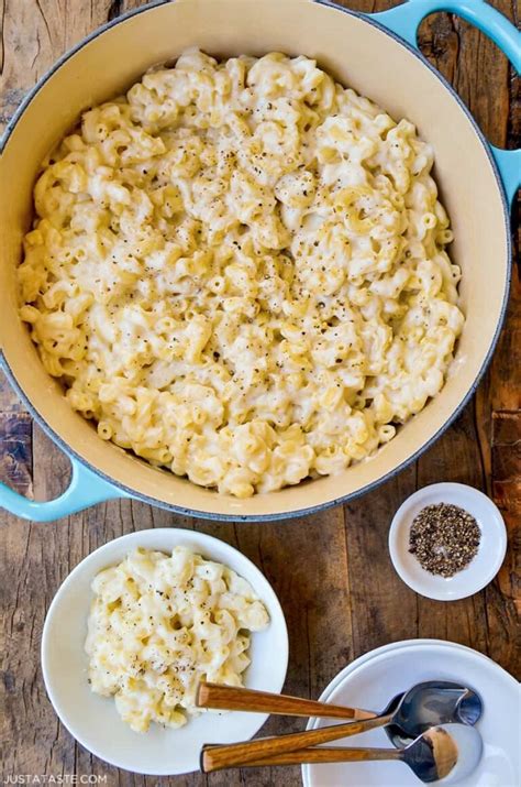 30-minute-white-cheddar-mac-and-cheese image
