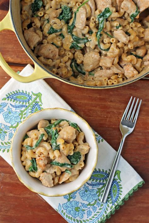 one-pot-chicken-florentine-mac-and-cheese-emily-bites image