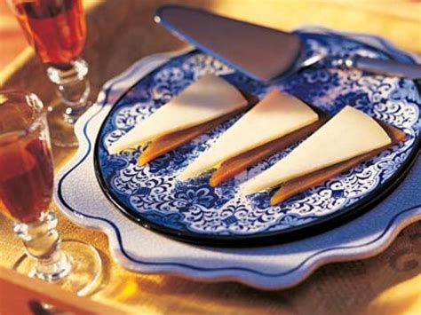 manchego-cheese-with-quince-paste-recipe-sunset image