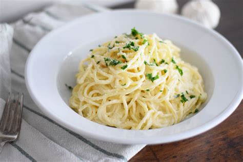 creamy-four-cheese-pasta-with-garlic-recipe-the image