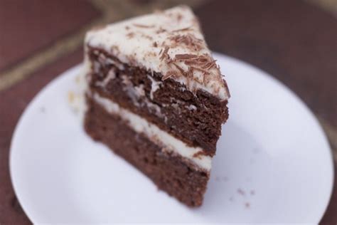 chocolate-banana-cake-with-basic-cream-cheese-icing image