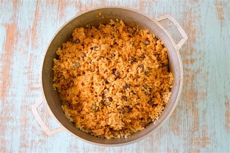 puerto-rican-rice-arroz-con-gandules-kitchen-gidget image