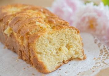 an-easy-pineapple-cake-easy-loaf-cake image