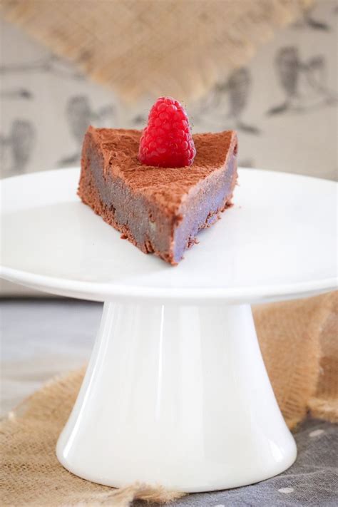 chocolate-almond-torte-rich-fudgy-bake-play image
