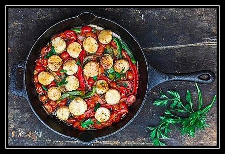 easy-mediterranean-style-scallops-food-prep image