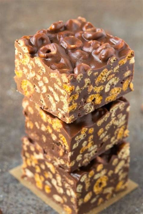healthy-no-bake-chocolate-peanut-butter-cereal-bars image