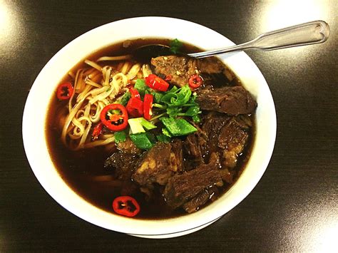 pho-vietnamese-noodle-soup-recipe-the-spruce-eats image