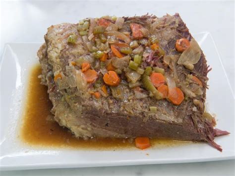corned-beef-with-homemade-gravy-recipe-cooking image