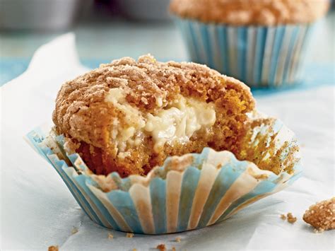 pumpkin-cream-cheese-streusel-muffins image