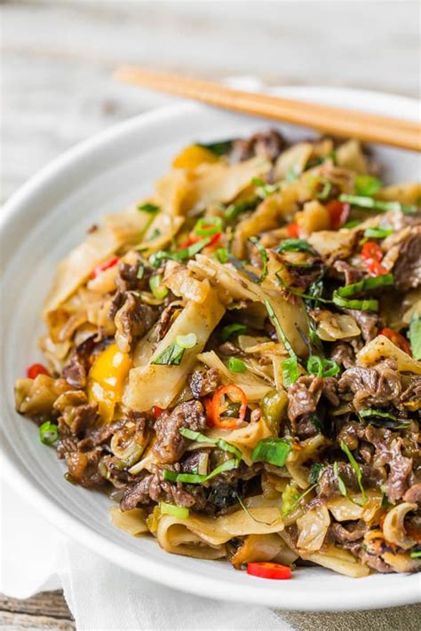 thai-beef-drunken-noodles-the-perfect-fake-out-take image