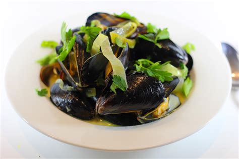 traditional-french-moules-mussels-inspired-cuisine image