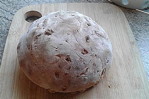 ancient-roman-bread-bosskitchen image