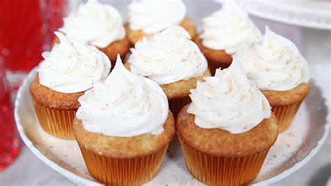 easy-and-soft-eggnog-cupcakes-for-the-holiday-season-ctv image