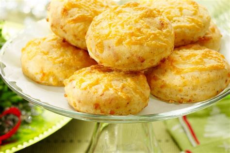 chili-and-cheddar-holiday-biscuits-canadian-goodness image