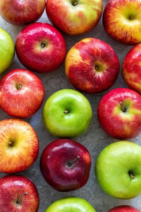 25-types-of-apples-jessica-gavin image