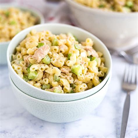 tuna-macaroni-salad-and-easy-and-delicious-family image