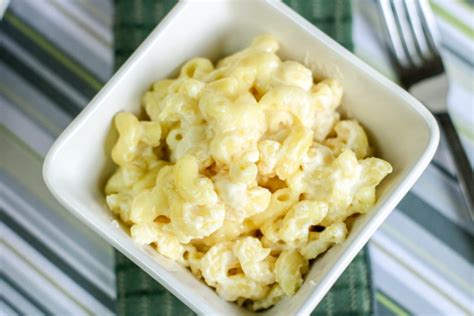 easy-baked-white-macaroni-and-cheese-simply-side image