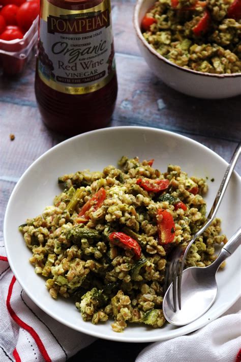 roasted-spring-vegetable-farro-bowls-with-thai-green image