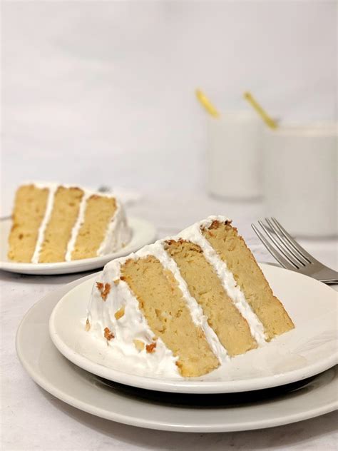 flourless-white-bean-vanilla-cake-hayls-kitchen image