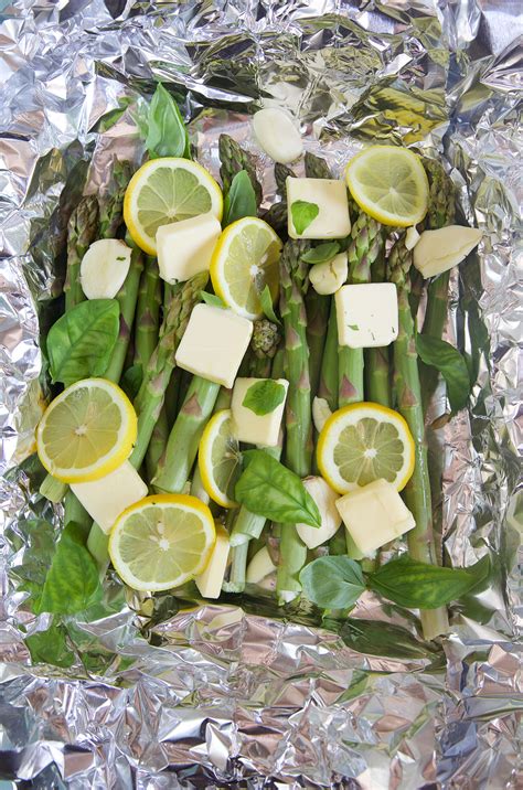 grilled-asparagus-in-foil-the-suburban-soapbox image