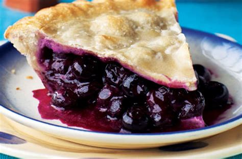 cape-cod-blueberry-pie-aolcom image