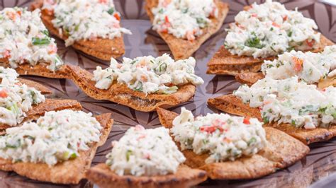 crab-canapes-with-cumin-online-culinary-school-ocs image