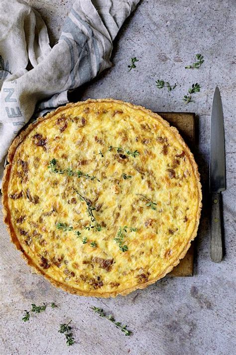 caramelized-onion-and-goat-cheese-tart-with-thyme image